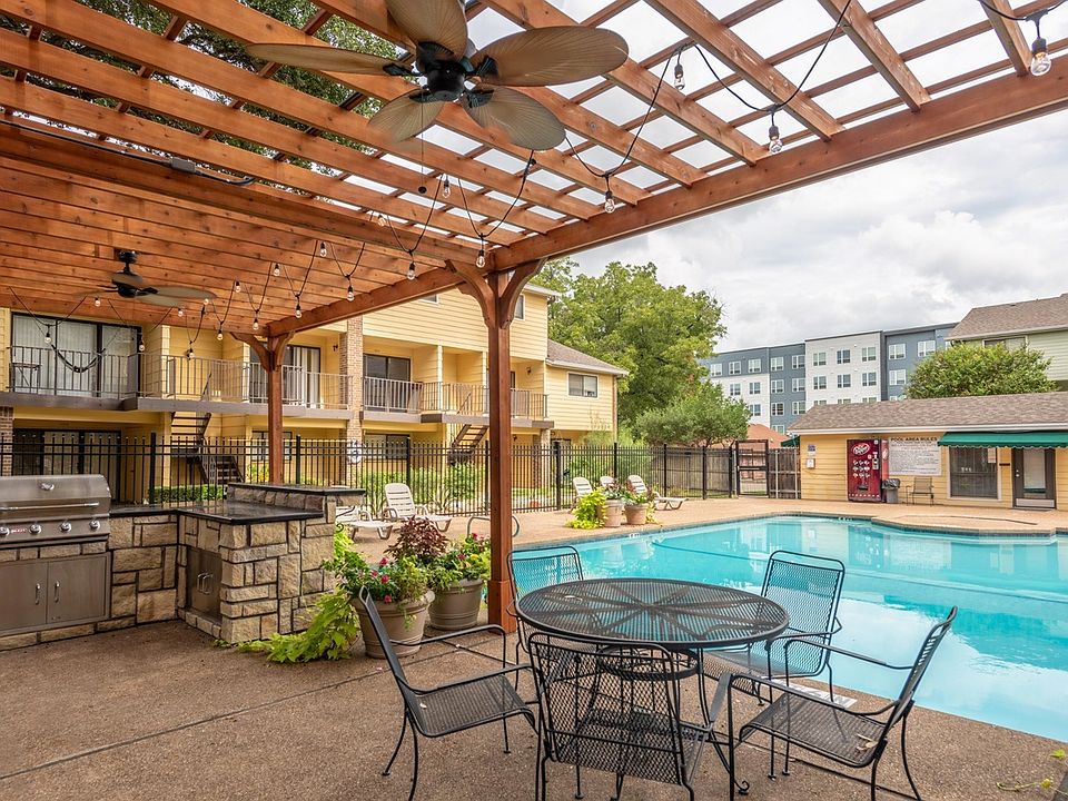 The Bruin BBQ and Pool