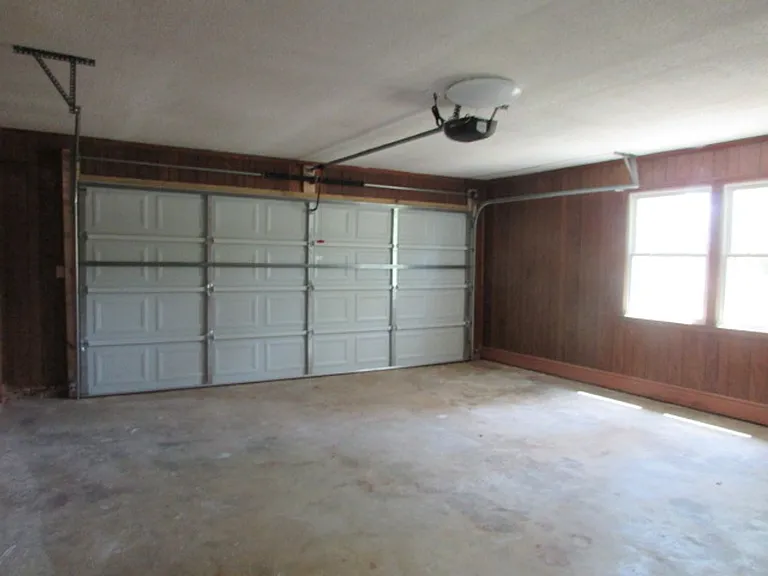 2940 Steeplechase Dr — Photo 10
