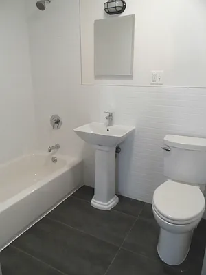 Rented by DSA Realty | media 31