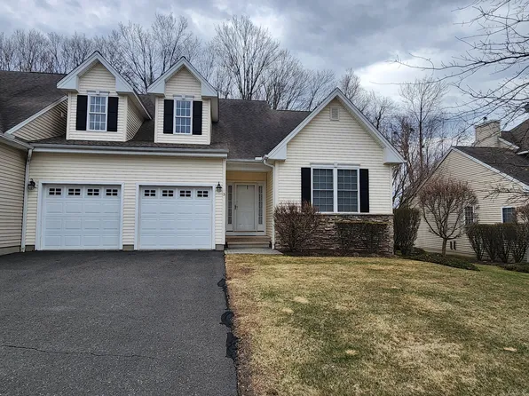 5 Hampshire Drive #5, Wolcott, CT 06716