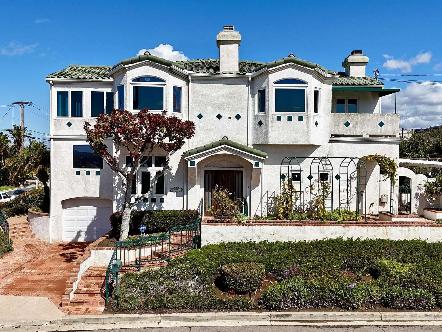 5044 Onstad St, San Diego, CA 92110 | Zillow