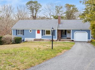 221 Camelback Rd, Marstons Mills, MA 02648