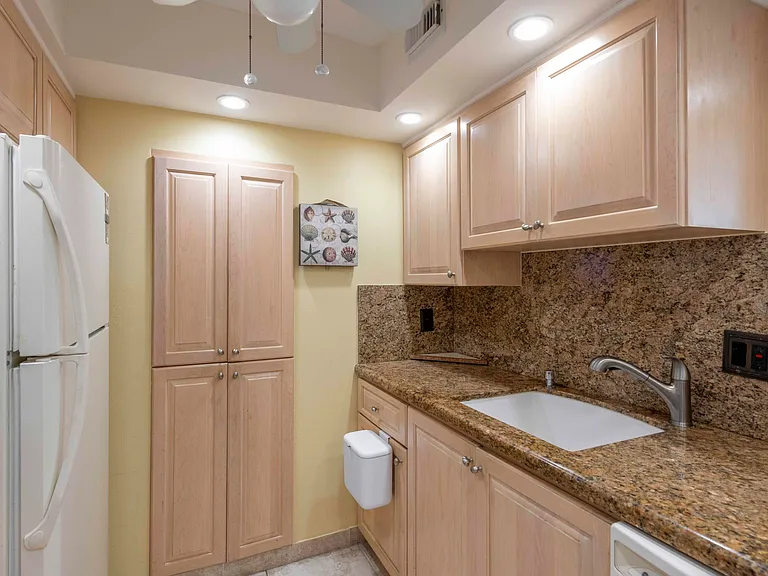 111 Briny Ave #2212 — Photo 8
