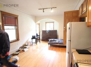 73 Verndale St #2, Brookline, MA 02446