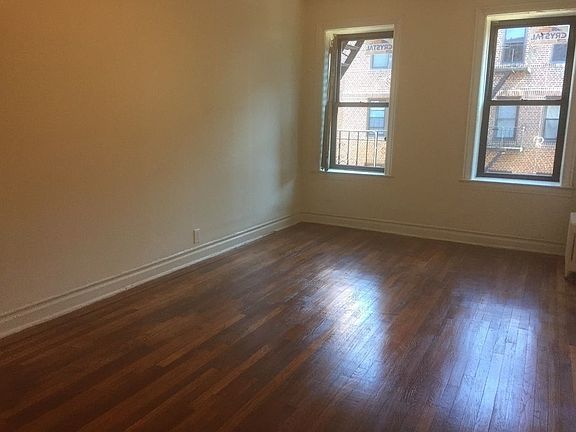 2nd image of 221 Linden Blvd APT E4