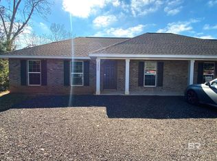 24944 School St, Elberta, AL 36530