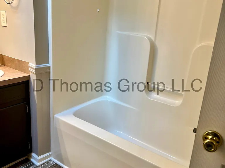 2325 Vineyard Dr #C2 — Photo 24