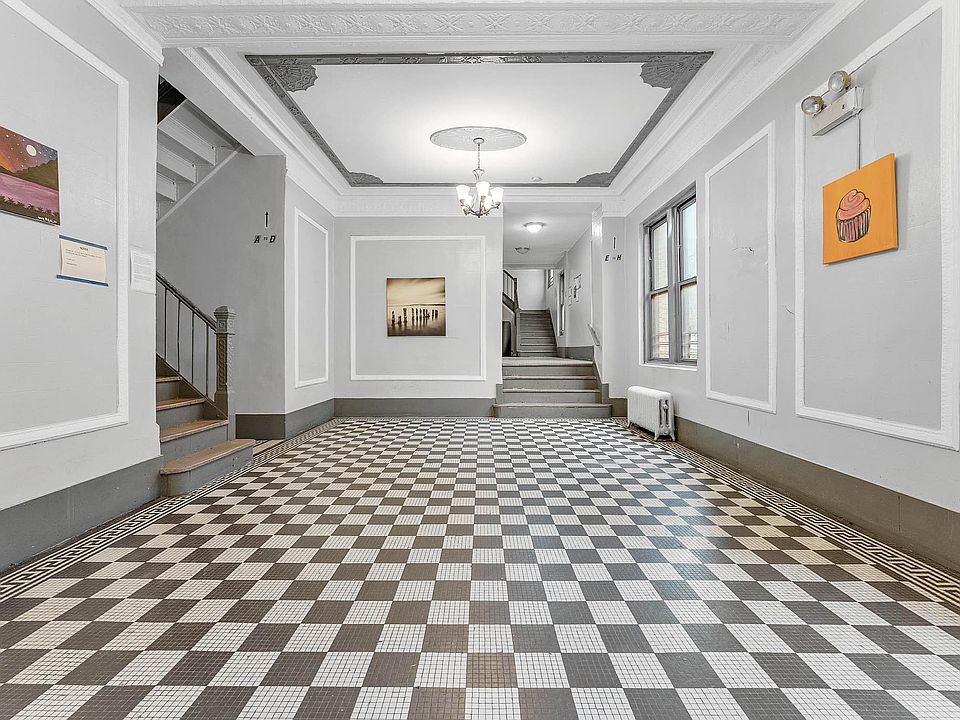 1st image of 993 President St APT 3