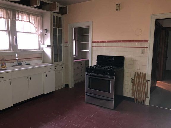5th image of 6306 W Waveland Ave