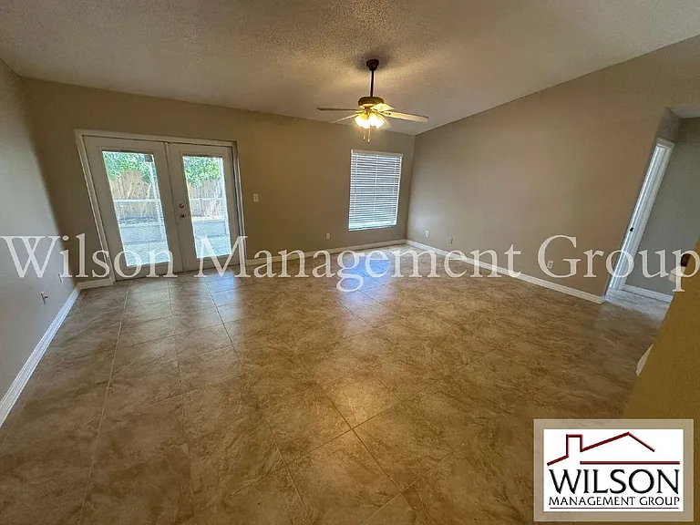 660 Marlene Dr — Photo 2