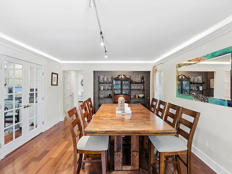241 Old Montauk Hwy — Photo 4