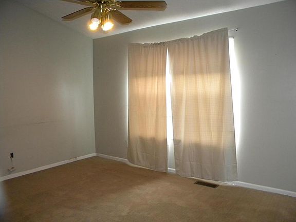 5th image of 1656 Tecumseh Dr