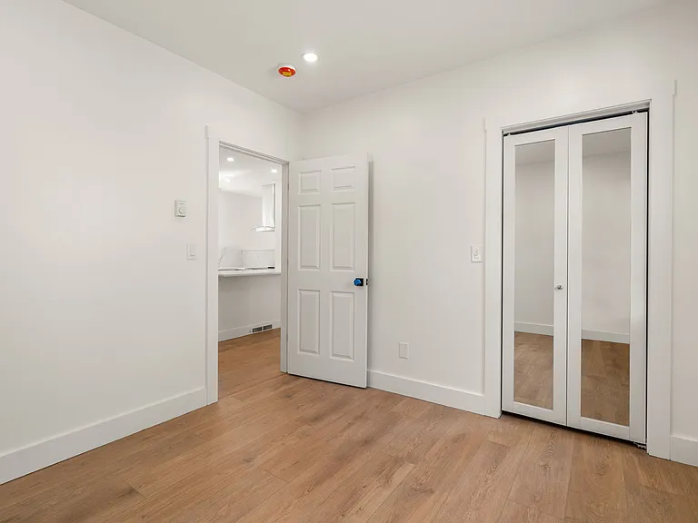 35 Wardwell Ave #1 — Photo 10