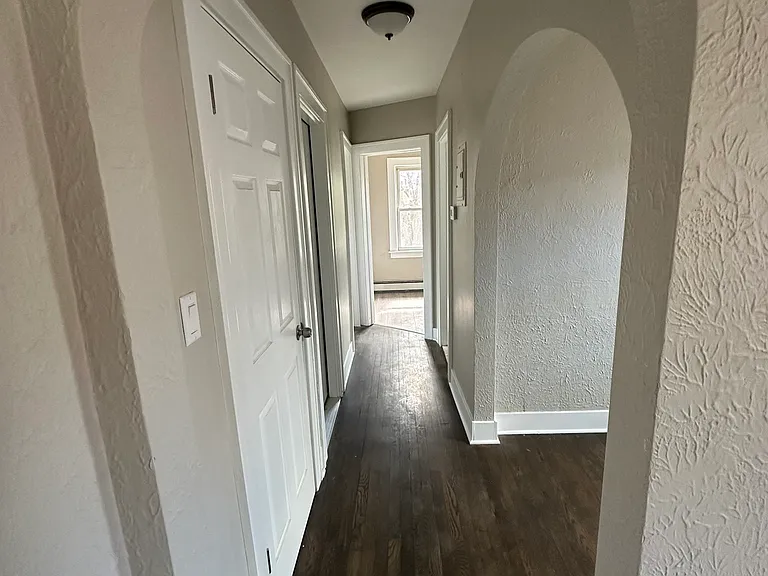 327 Liberty St #3 — Photo 4