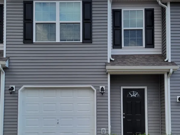 5363 Laurel Crest Ln #Lc-16, Roanoke, VA 24018