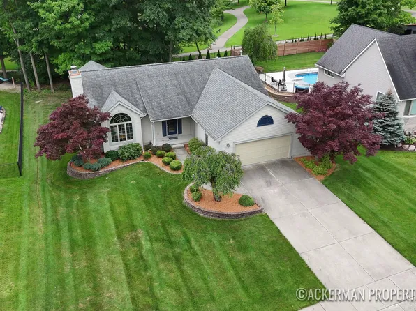 2415 Nolan Ave NW, Grand Rapids, MI 49534