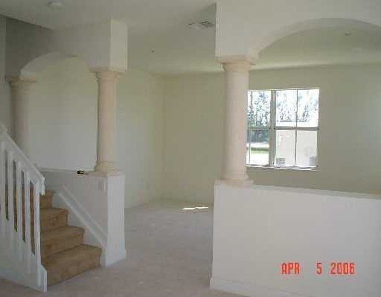 2nd image of 2288 Shoma Dr