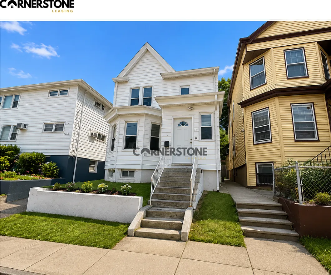 150 N 7th St — Photo 2