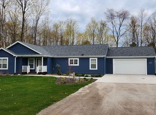 8714 Sun Bay Ct, Williamsburg, MI 49690