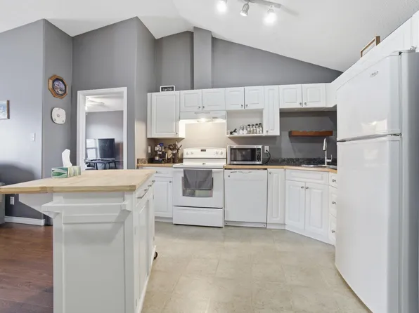 155 Edwards Dr SW #421, Edmonton, AB T6X 1N6