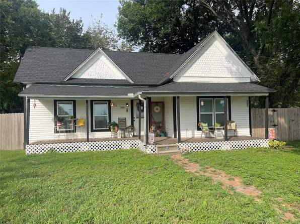 200 S Austin St, Rice, TX 75155