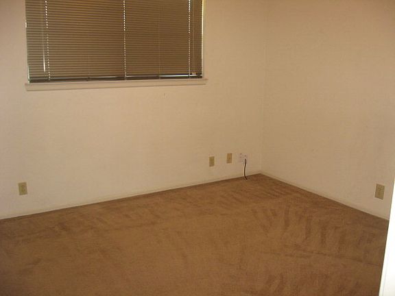 5th image of 4321 Storey Ave APT A