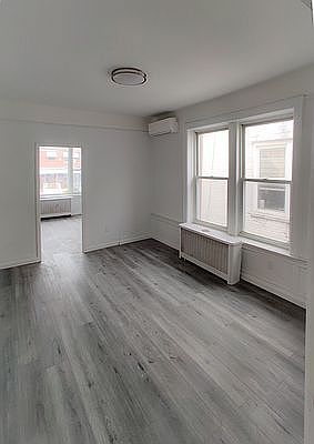 4th image of 129 Bay 11 St #2