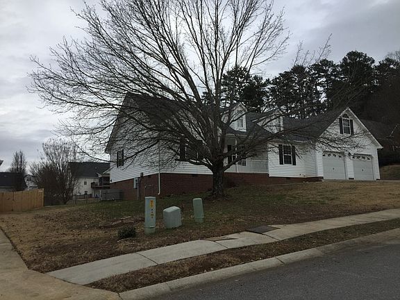 2nd image of 209 Dove Dr