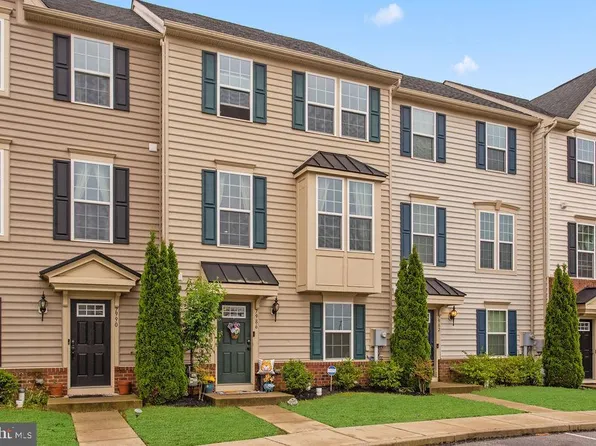 7986 Erinvale Ln, Seven Valleys, PA 17360