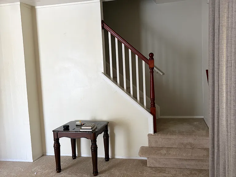 15786 Dupage Blvd — Photo 2