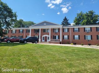 N86W16351 Appleton Ave #9811439, Menomonee Falls, WI 53051