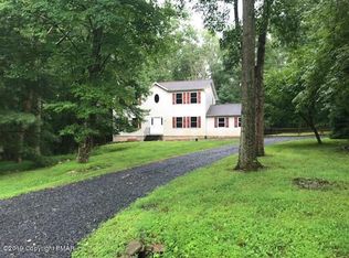 706 Florence Ct, Stroudsburg, PA 18360