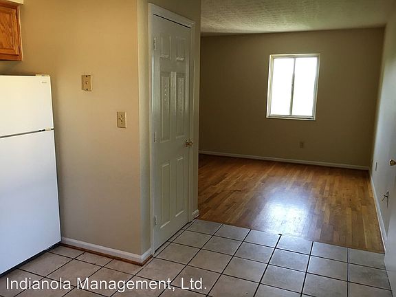 5th image of 450 E Norwich Ave