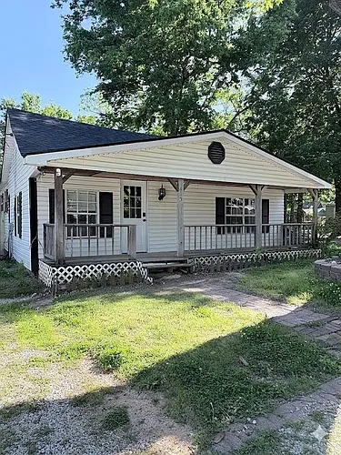 415 W Center Ave Photo 1