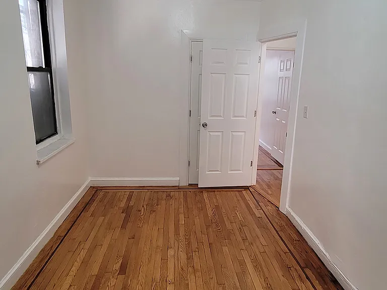 85 McClellan St #3H — Photo 16