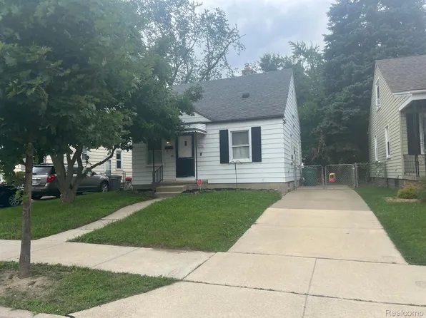 24734 Cooke St, Dearborn, MI 48124
