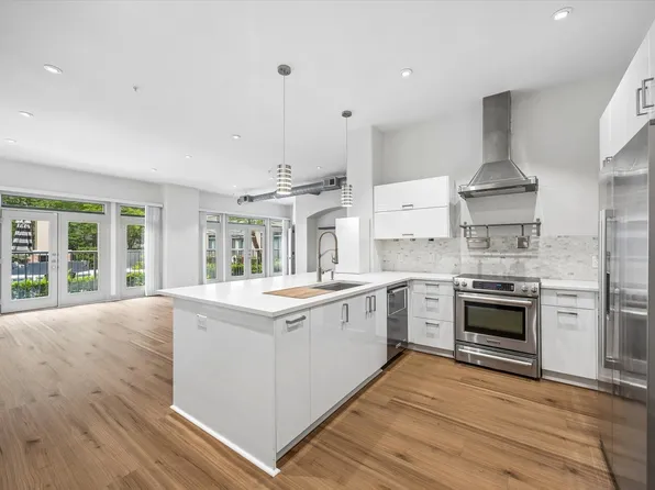 1901 Post Oak Blvd, Houston, TX