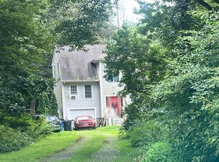 28 Lily Pond Rd, Griswold, CT 06351