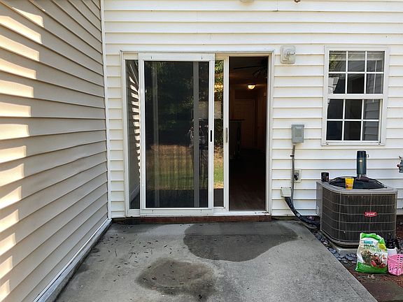 5th image of 130 Mangum Cir