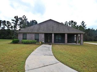 30160 Philip Smith Rd, Lacombe, LA 70445
