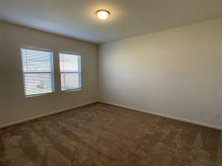 10084 Pappas Dr — Photo 8