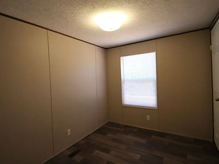 3046 Shannon Rd — Photo 11