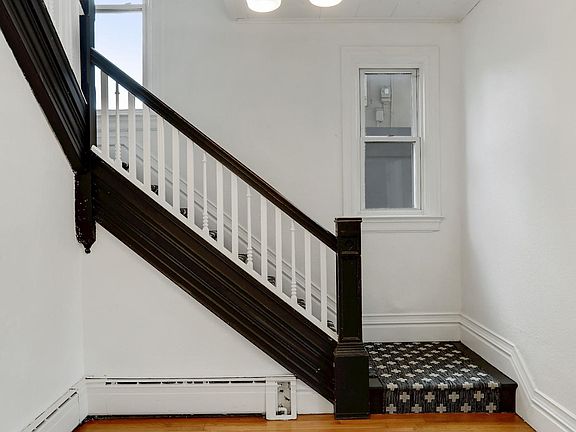 4th image of 1781 Selby Ave