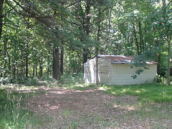 5th image of 7039 Spruce Ave
