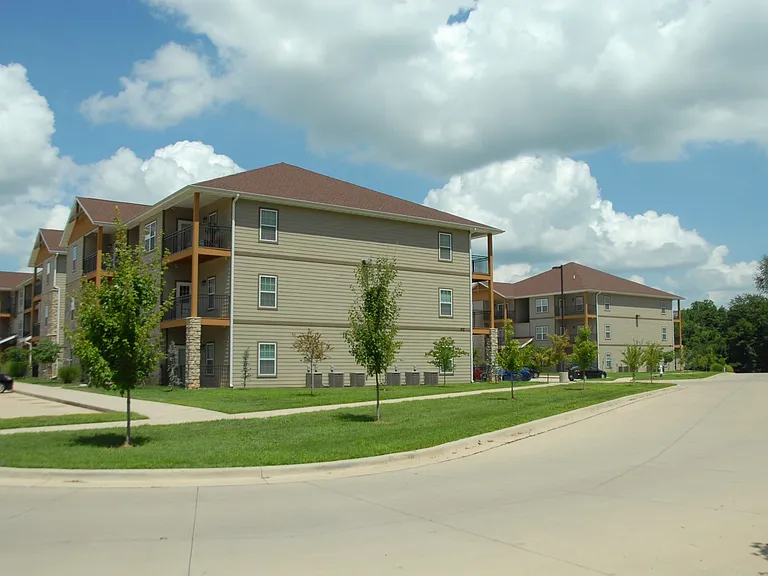 404 N Cattleman Dr — Photo 11