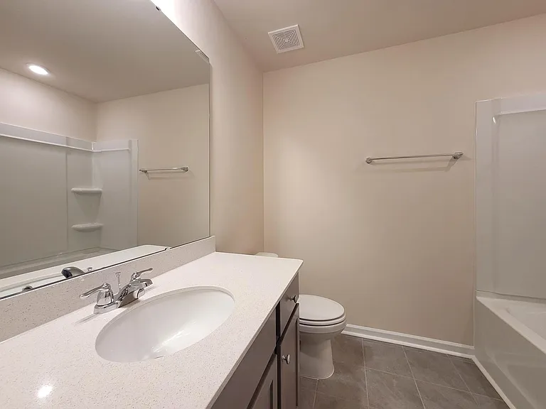200 Parker Station Ave — Photo 21