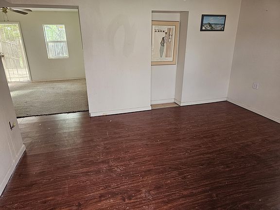 4th image of 153 S 1st St