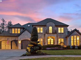 906 SE 201st Ct, Camas, WA 98607