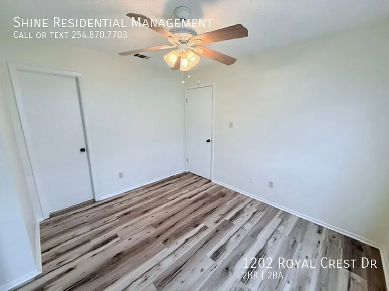 1202 Royal Crest Dr — Photo 40