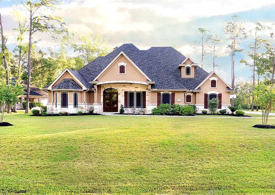 1st image of 28403 Monterey Cliff Ln